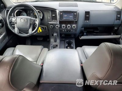 Zdjęcie 8 z 14 samochodu: 2019 TOYOTA SEQUOIA LIMITED VIN:5TDJY5G17KS168288 - miniatura