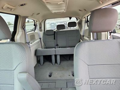Zdjęcie 10 z 13 samochodu: 2010 CHRYSLER TOWN & COUNTRY TOURING VIN:2A4RR5D18AR148671 - miniatura
