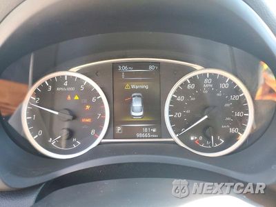 Zdjęcie 9 z 12 samochodu: 2018 NISSAN SENTRA S VIN:3N1AB7AP4JY290787 - miniatura