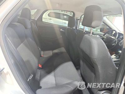 Zdjęcie 10 z 12 samochodu: 2018 FORD FOCUS SE VIN:1FADP3F28JL230091 - miniatura