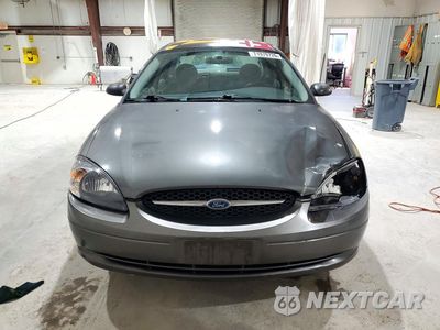 Piąte zdjęcie samochodu w środku: 2003 FORD TAURUS SES VIN:1FAFP55203G183799 - miniatura