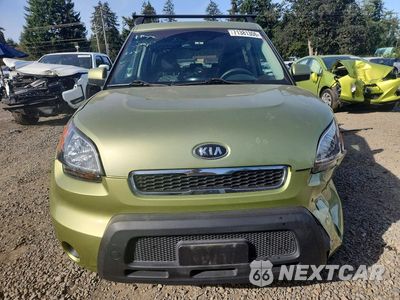 Piąte zdjęcie samochodu w środku: 2010 KIA SOUL + VIN:KNDJT2A26A7106498 - miniatura