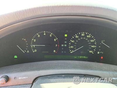 Zdjęcie 9 z 12 samochodu: 2000 LEXUS LS 400 VIN:JT8BH28FXY0168292 - miniatura