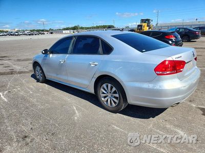 Drugie zdjęcie samochodu z przodu: 2012 VOLKSWAGEN PASSAT S VIN:1VWAP7A38CC063722 - miniatura