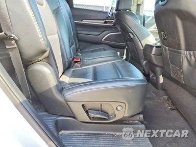 Zdjęcie 11 z 13 samochodu: 2023 KIA TELLURIDE LX VIN:5XYP24GC3PG373716 - miniatura