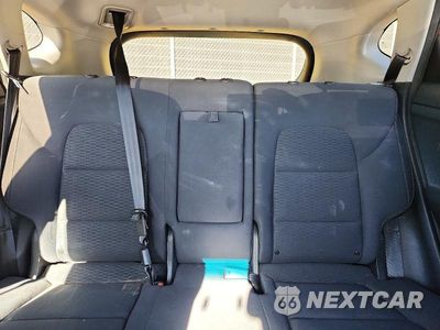 Zdjęcie 10 z 13 samochodu: 2019 HYUNDAI TUCSON SE VIN:KM8J2CA40KU915925 - miniatura