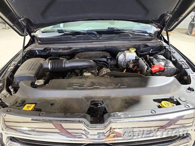 Zdjęcie 11 z 12 samochodu: 2020 RAM 1500 BIG HORN/LONE STAR VIN:1C6SRFBT7LN254313 - miniatura