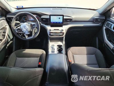 Zdjęcie 8 z 13 samochodu: 2024 FORD EXPLORER XLT VIN:1FMSK7DH9RGA36751 - miniatura