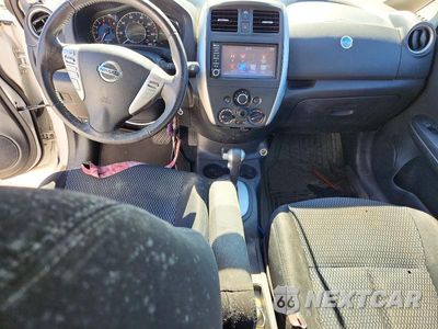 Zdjęcie 8 z 13 samochodu: 2019 NISSAN VERSA NOTE SV VIN:3N1CE2CP1KL353939 - miniatura