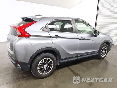 Trzecie zdjęcie samochodu z tyłu: 2020 MITSUBISHI ECLIPSE CROSS ES VIN:JA4AS3AA6LZ035479 - miniatura
