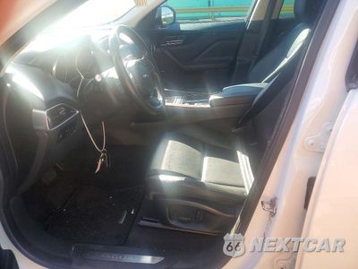 Zdjęcie 7 z 12 samochodu: 2017 JAGUAR F-PACE PREMIUM VIN:SADCJ2BN3HA089362 - miniatura