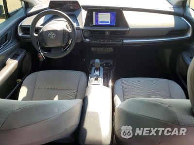 Zdjęcie 8 z 12 samochodu: 2025 TOYOTA PRIUS LE VIN:JTDACAAU9S3049685 - miniatura