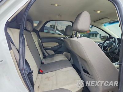Zdjęcie 10 z 12 samochodu: 2012 FORD FOCUS SE VIN:1FAHP3K23CL122083 - miniatura