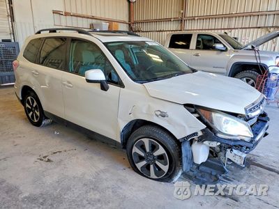 Czwarte zdjęcie samochodu z boku: 2017 SUBARU FORESTER 2.5I PREMIUM VIN:JF2SJAGC8HH564912 - miniatura