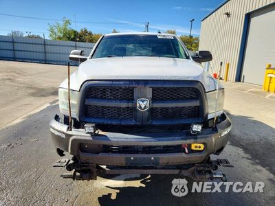 Piąte zdjęcie samochodu w środku: 2016 RAM 2500 ST VIN:3C6UR5CJ9GG244512 - miniatura