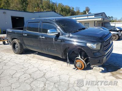 Czwarte zdjęcie samochodu z boku: 2017 TOYOTA TUNDRA SR5 VIN:5TFDW5F11HX595022 - miniatura