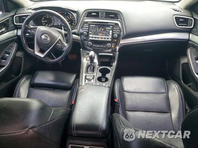 Zdjęcie 8 z 12 samochodu: 2017 NISSAN MAXIMA 3.5 SV VIN:1N4AA6AP4HC376331 - miniatura