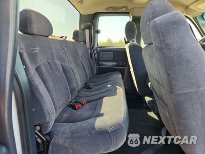 Zdjęcie 10 z 12 samochodu: 2002 CHEVROLET SILVERADO C1500 VIN:2GCEC19T621365189 - miniatura