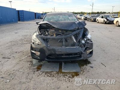 Piąte zdjęcie samochodu w środku: 2015 NISSAN ALTIMA 2.5 S VIN:1N4AL3AP9FC492646 - miniatura