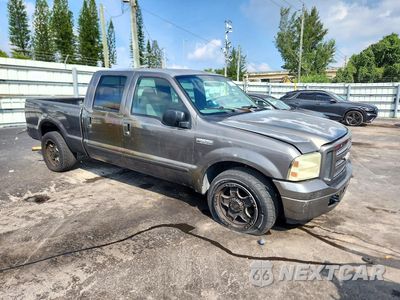 Czwarte zdjęcie samochodu z boku: 2005 FORD F250 SUPER DUTY VIN:1FTSW20505EB86616 - miniatura