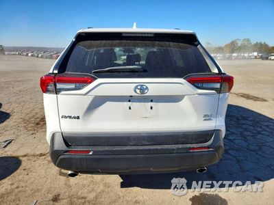 Zdjęcie 6 z 12 samochodu: 2020 TOYOTA RAV4 XLE VIN:2T3P1RFV0LC095986 - miniatura