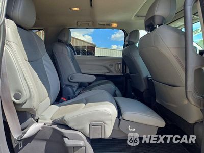 Zdjęcie 11 z 14 samochodu: 2021 TOYOTA SIENNA LIMITED 7-PASSENGER VIN:5TDZRKEC8MS029289 - miniatura