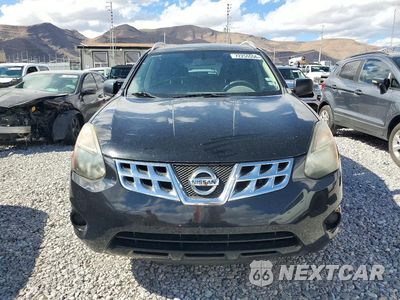 Piąte zdjęcie samochodu w środku: 2015 NISSAN ROGUE SELECT S VIN:JN8AS5MTXFW152135 - miniatura