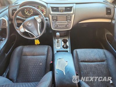 Zdjęcie 8 z 12 samochodu: 2016 NISSAN ALTIMA 2.5 S VIN:1N4AL3AP2GN367977 - miniatura