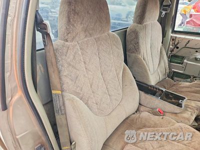 Zdjęcie 10 z 12 samochodu: 1998 GMC SONOMA VIN:1GTCS1446WK508173 - miniatura
