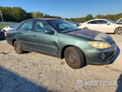 Czwarte zdjęcie samochodu z boku: 2005 TOYOTA CAMRY LE VIN:4T1BE30K65U431287 - miniatura