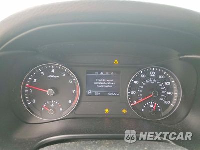 Zdjęcie 9 z 12 samochodu: 2019 KIA FORTE LXS VIN:3KPF24AD5KE107911 - miniatura