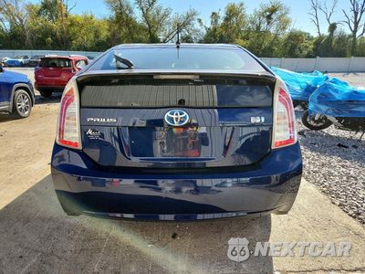 Zdjęcie 6 z 12 samochodu: 2015 TOYOTA PRIUS TWO VIN:JTDKN3DU1F1982343 - miniatura