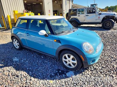 Czwarte zdjęcie samochodu z boku: 2007 MINI COOPER VIN:WMWMF33527TT57484 - miniatura