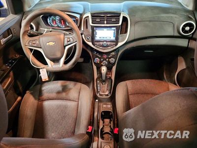 Zdjęcie 8 z 12 samochodu: 2017 CHEVROLET SONIC LT VIN:1G1JD5SH3H4111504 - miniatura