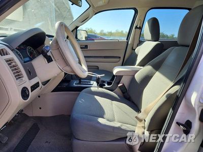 Zdjęcie 7 z 13 samochodu: 2012 FORD ESCAPE XLS VIN:1FMCU0C7XCKB93580 - miniatura