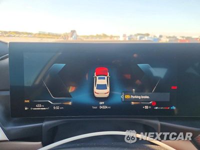 Zdjęcie 9 z 12 samochodu: 2025 BMW 330I VIN:3MW69CW01S8F38186 - miniatura