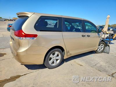 Trzecie zdjęcie samochodu z tyłu: 2011 TOYOTA SIENNA BASE 7-PASSENGER VIN:5TDKA3DC2BS002344 - miniatura