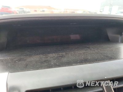 Zdjęcie 9 z 12 samochodu: 2012 TOYOTA PRIUS V TWO VIN:JTDZN3EU4C3074210 - miniatura