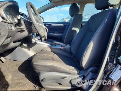 Zdjęcie 7 z 13 samochodu: 2018 NISSAN SENTRA S VIN:3N1AB7AP2JY218020 - miniatura