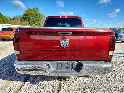 Zdjęcie 6 z 12 samochodu: 2016 RAM 2500 ST VIN:3C6UR5CL1GG357842 - miniatura