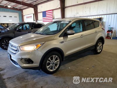 2017 FORD ESCAPE SE 1FMCU0GD3HUE75541 - główne zdjęcie licytacji z USA - miniatura