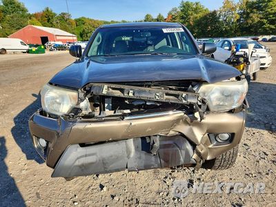 Piąte zdjęcie samochodu w środku: 2012 TOYOTA TACOMA V6 VIN:5TFLU4ENXCX027103 - miniatura