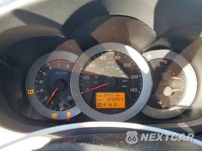 Zdjęcie 9 z 13 samochodu: 2010 TOYOTA RAV4 LIMITED VIN:JTMDF4DVXAD029366 - miniatura