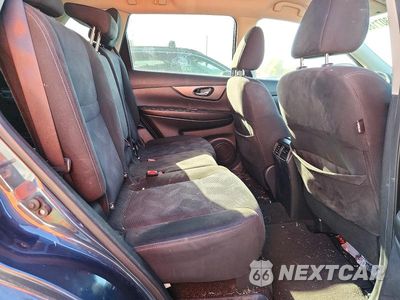 Zdjęcie 11 z 13 samochodu: 2015 NISSAN ROGUE S VIN:KNMAT2MT3FP590058 - miniatura