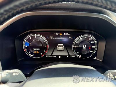 Zdjęcie 8 z 11 samochodu: 2023 MITSUBISHI OUTLANDER SEL VIN:JA4J3VA88PZ052831 - miniatura