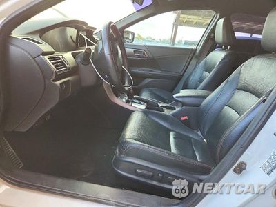Zdjęcie 7 z 13 samochodu: 2017 HONDA ACCORD SPORT SPECIAL EDITION VIN:1HGCR2F15HA048051 - miniatura