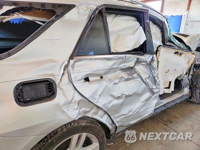 Zdjęcie 11 z 13 samochodu: 2014 MERCEDES-BENZ ML 350 BLUETEC VIN:4JGDA2EB0EA392253 - miniatura