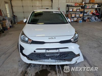 Piąte zdjęcie samochodu w środku: 2022 KIA RIO S VIN:3KPA24AD0NE433758 - miniatura