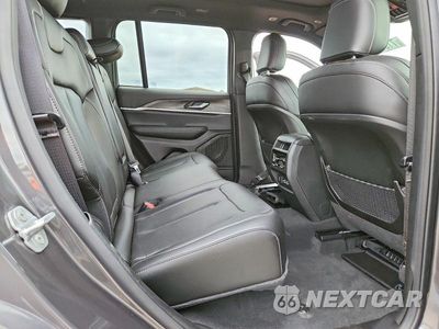 Zdjęcie 11 z 14 samochodu: 2025 JEEP GRAND CHEROKEE LIMITED VIN:1C4RJHBG3S8795966 - miniatura