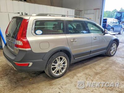 Trzecie zdjęcie samochodu z tyłu: 2016 VOLVO XC70 T5 PREMIER VIN:YV4612NKXG1261554 - miniatura